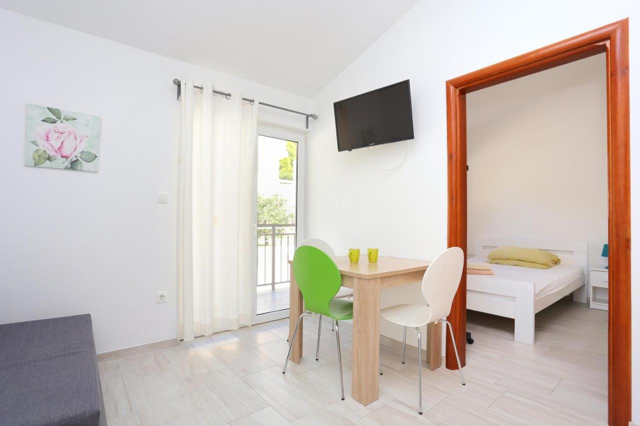 Apartments With A Parking Space Stanici, Omis - 17894 Εξωτερικό φωτογραφία