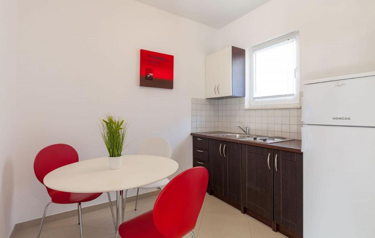 Apartments With A Parking Space Stanici, Omis - 17894 Εξωτερικό φωτογραφία